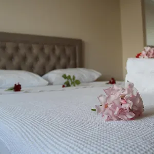 Cunda Efsane Ayvalı