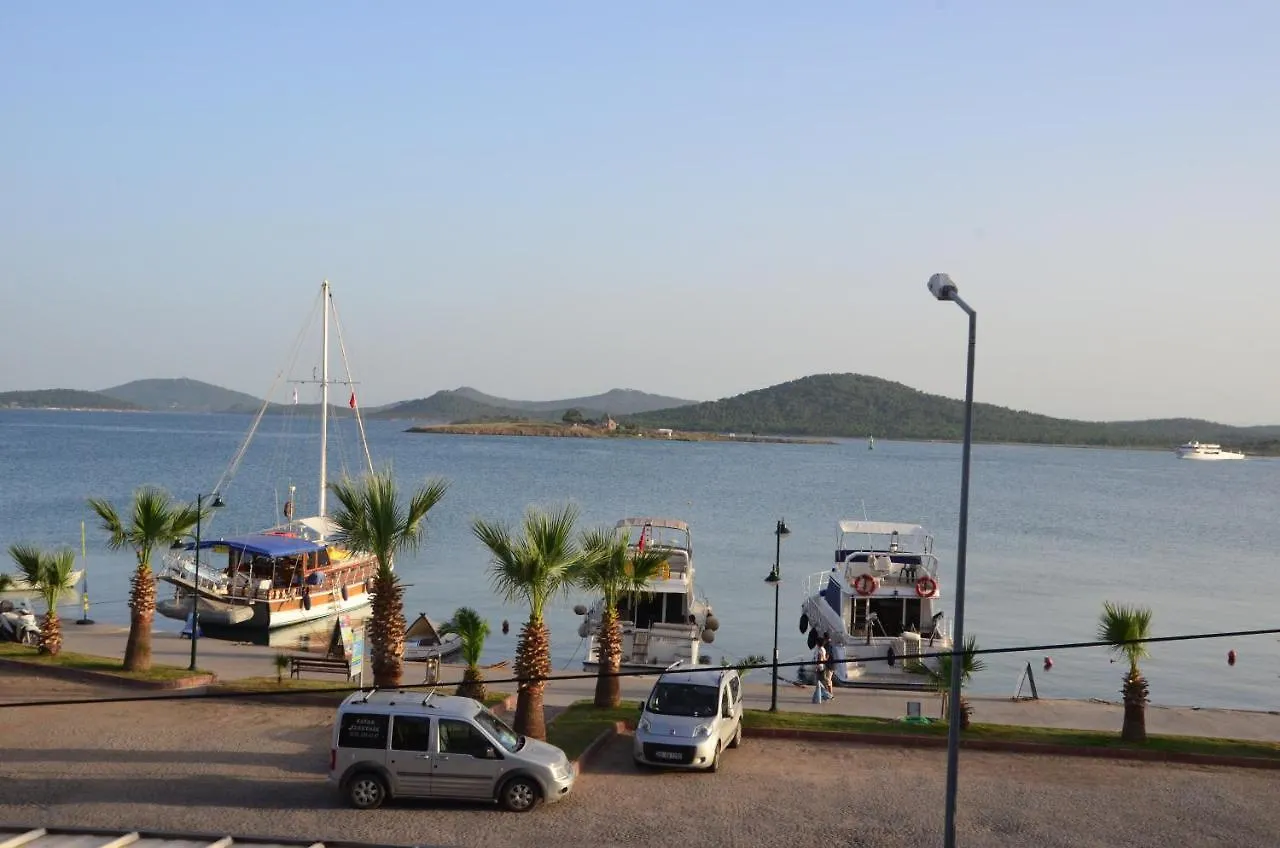 Aliye Hanim Hotel Ayvalik 0*,