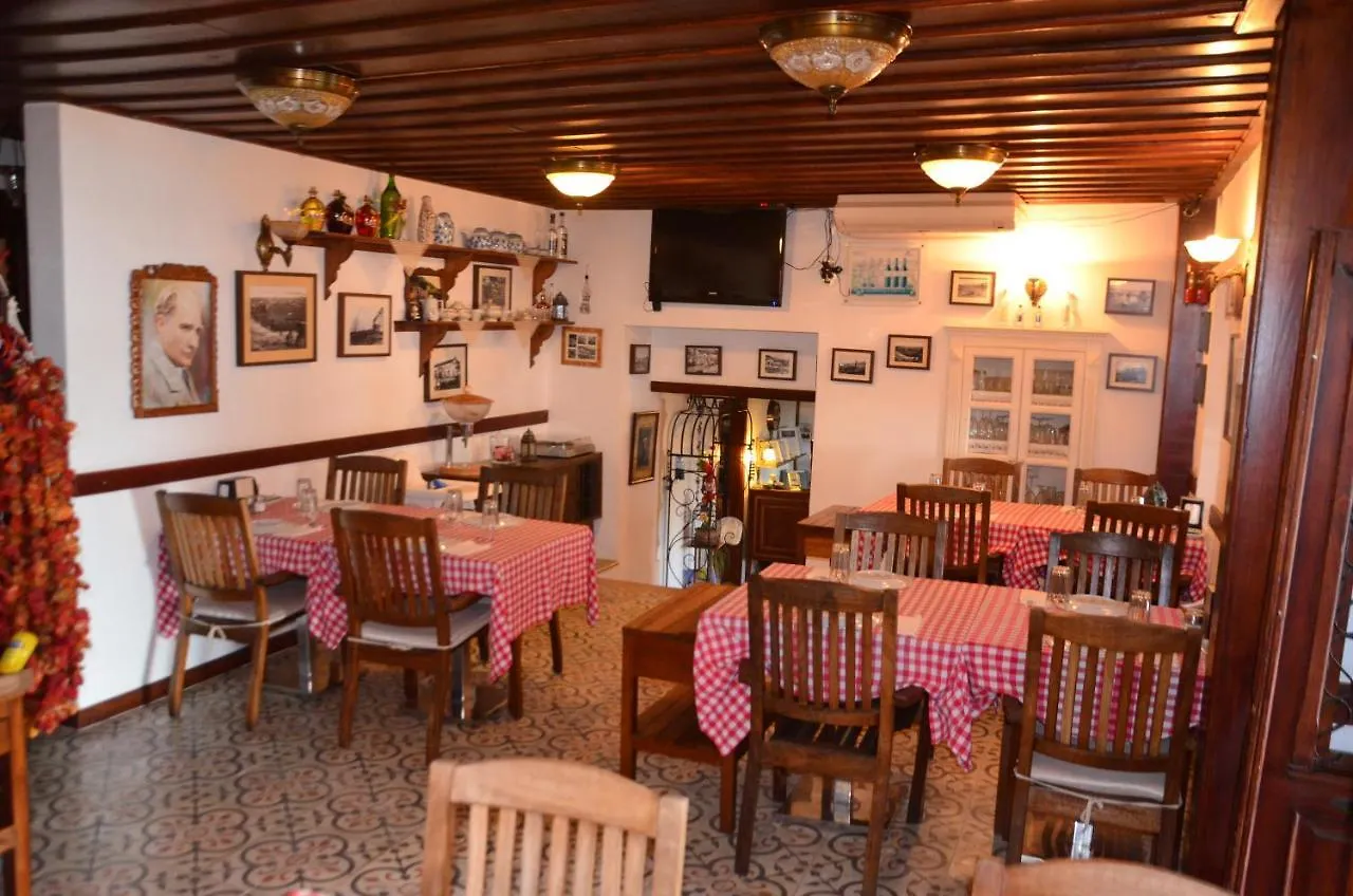 Aliye Hanim Hotel Ayvalik Guest house