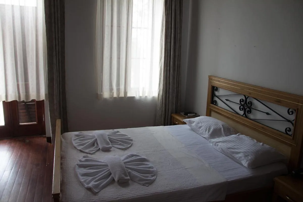 Aliye Hanim Hotel Ayvalik Guest house